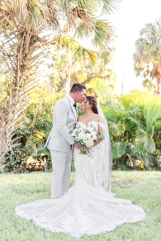 Bradenton, Florida wedding photographer. 